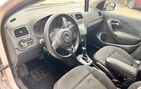 Volkswagen Polo VI (EU Market), 2010 год, 640 000 рублей, 6 фотография