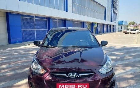 Hyundai Solaris II рестайлинг, 2014 год, 860 000 рублей, 3 фотография