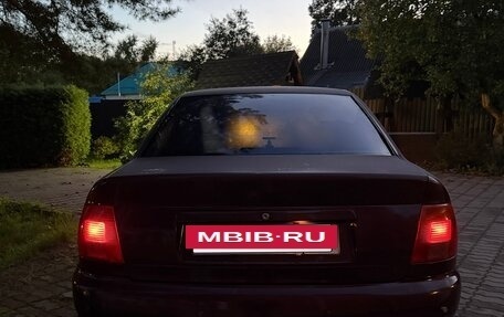 Audi A4, 1995 год, 250 000 рублей, 11 фотография
