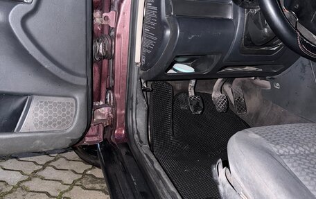 Audi A4, 1995 год, 250 000 рублей, 25 фотография