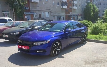 Honda Accord IX рестайлинг, 2019 год, 2 000 000 рублей, 5 фотография