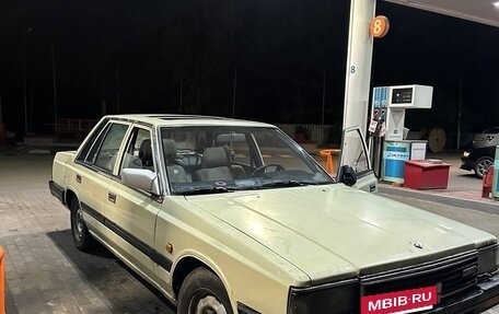 Nissan Laurel VIII, 1986 год, 225 000 рублей, 2 фотография