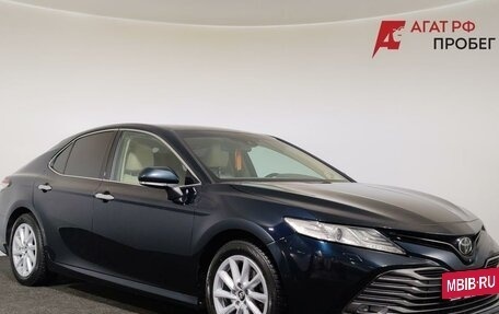 Toyota Camry, 2018 год, 3 090 000 рублей, 3 фотография