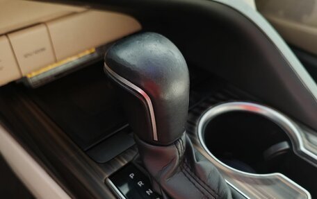 Toyota Camry, 2018 год, 3 090 000 рублей, 24 фотография