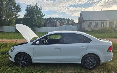 Volkswagen Polo VI (EU Market), 2014 год, 730 000 рублей, 2 фотография