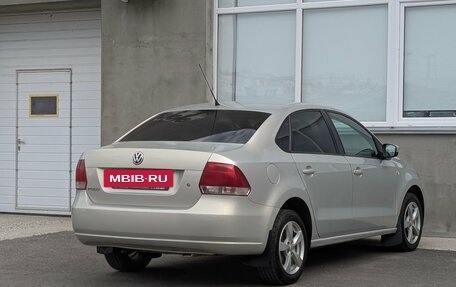 Volkswagen Polo VI (EU Market), 2011 год, 585 000 рублей, 4 фотография