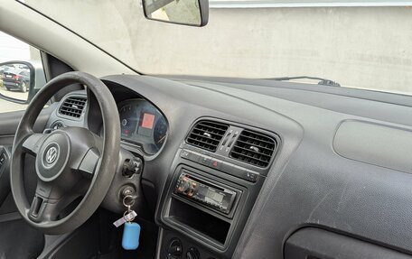 Volkswagen Polo VI (EU Market), 2011 год, 585 000 рублей, 15 фотография