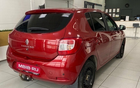 Renault Sandero II рестайлинг, 2021 год, 900 000 рублей, 6 фотография