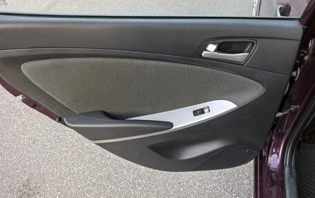 Hyundai Solaris II рестайлинг, 2013 год, 840 000 рублей, 16 фотография