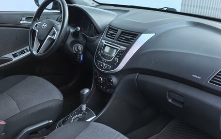 Hyundai Solaris II рестайлинг, 2013 год, 840 000 рублей, 21 фотография