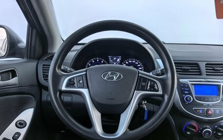 Hyundai Solaris II рестайлинг, 2013 год, 840 000 рублей, 13 фотография