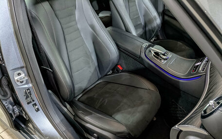 Mercedes-Benz E-Класс, 2018 год, 3 455 000 рублей, 23 фотография