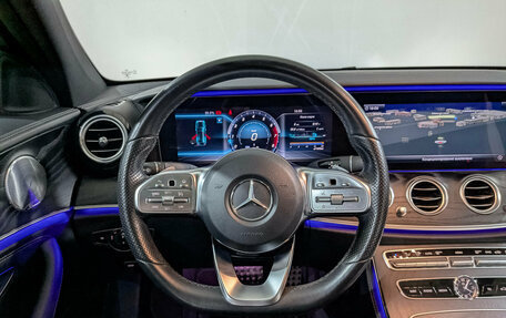 Mercedes-Benz E-Класс, 2018 год, 3 455 000 рублей, 21 фотография