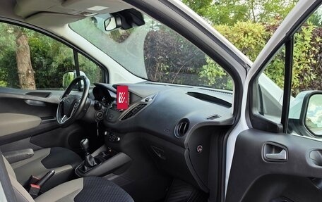 Ford Tourneo Courier I рестайлинг, 2020 год, 1 645 000 рублей, 17 фотография
