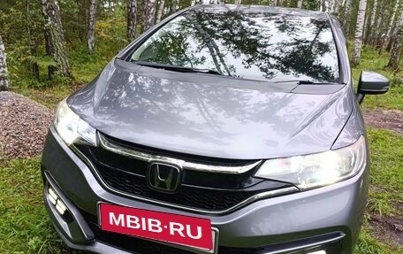 Honda Fit III, 2018 год, 1 100 000 рублей, 1 фотография