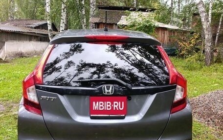 Honda Fit III, 2018 год, 1 100 000 рублей, 3 фотография