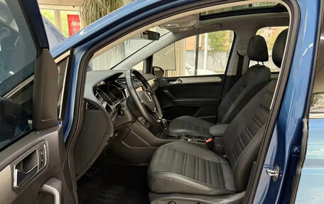 Volkswagen Touran III, 2022 год, 1 466 017 рублей, 12 фотография