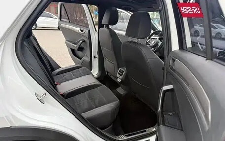 Volkswagen T-Roc I, 2023 год, 1 350 001 рублей, 17 фотография