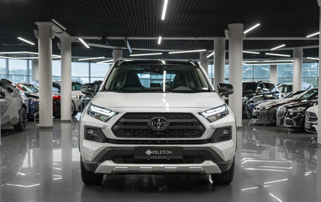 Toyota RAV4, 2025 год, 4 200 000 рублей, 3 фотография