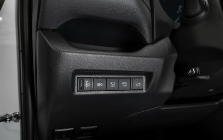 Toyota RAV4, 2025 год, 4 200 000 рублей, 21 фотография