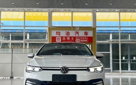 Volkswagen Golf VIII, 2022 год, 1 898 000 рублей, 2 фотография