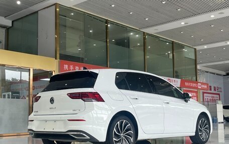 Volkswagen Golf VIII, 2022 год, 1 898 000 рублей, 5 фотография