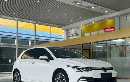 Volkswagen Golf VIII, 2022 год, 1 898 000 рублей, 3 фотография