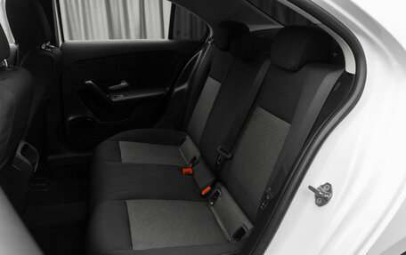 Mercedes-Benz A-Класс, 2019 год, 2 490 000 рублей, 12 фотография