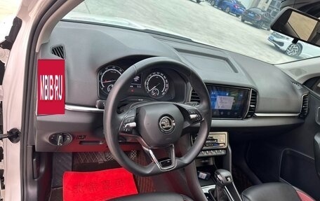 Skoda Karoq I, 2022 год, 1 946 000 рублей, 8 фотография