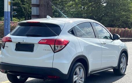 Honda Vezel, 2022 год, 1 536 000 рублей, 4 фотография