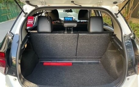 Toyota Yaris XP150 рестайлинг, 2022 год, 1 365 000 рублей, 17 фотография