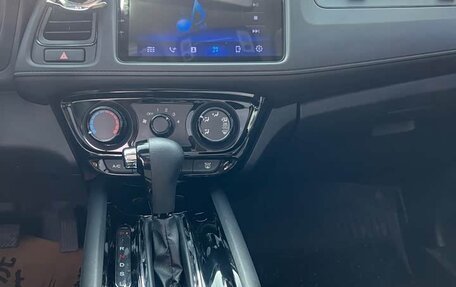 Honda Vezel, 2022 год, 1 536 000 рублей, 12 фотография