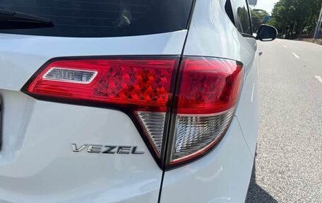 Honda Vezel, 2022 год, 1 536 000 рублей, 8 фотография