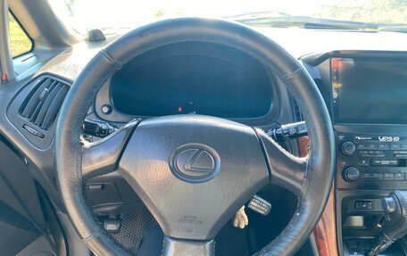 Lexus RX IV рестайлинг, 1999 год, 650 000 рублей, 36 фотография