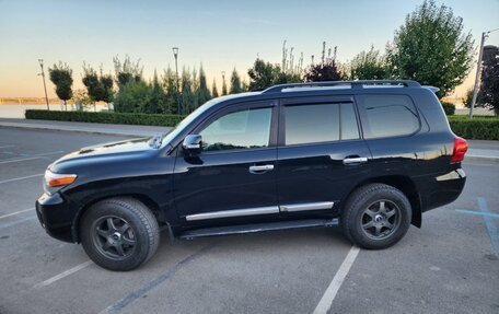 Toyota Land Cruiser 200, 2015 год, 4 200 000 рублей, 8 фотография