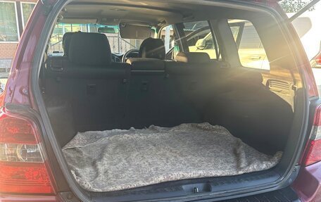 Toyota Kluger I, 2005 год, 1 370 000 рублей, 15 фотография