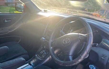 Toyota Kluger I, 2005 год, 1 370 000 рублей, 16 фотография