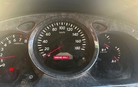 Toyota Kluger I, 2005 год, 1 370 000 рублей, 9 фотография