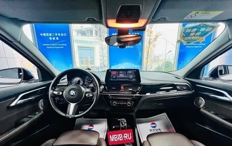BMW 1 серия, 2022 год, 1 580 000 рублей, 10 фотография
