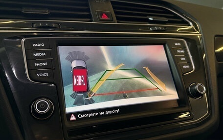 Volkswagen Tiguan II, 2017 год, 2 495 000 рублей, 11 фотография