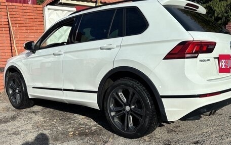 Volkswagen Tiguan II, 2019 год, 1 790 000 рублей, 4 фотография