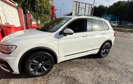 Volkswagen Tiguan II, 2019 год, 1 790 000 рублей, 6 фотография
