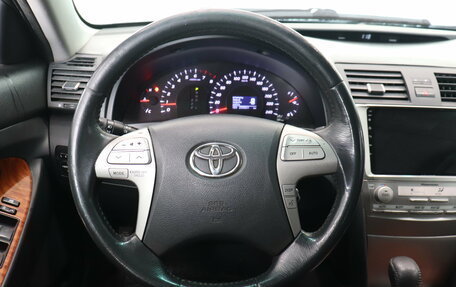 Toyota Camry, 2010 год, 896 000 рублей, 8 фотография