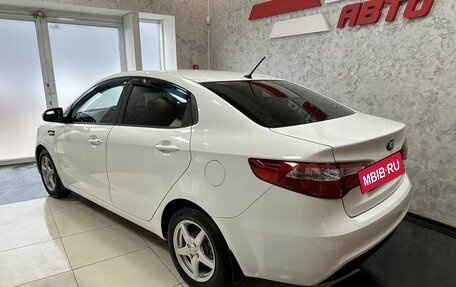 KIA Rio III рестайлинг, 2013 год, 899 000 рублей, 3 фотография