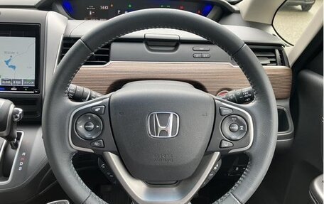 Honda Freed II, 2023 год, 1 310 000 рублей, 13 фотография
