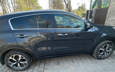 KIA Sportage IV рестайлинг, 2019 год, 2 100 000 рублей, 5 фотография