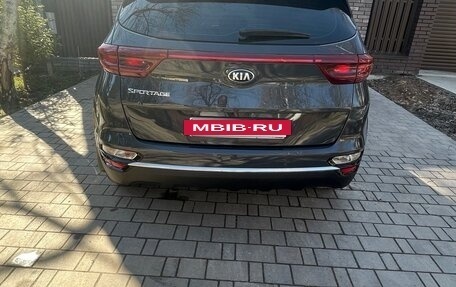 KIA Sportage IV рестайлинг, 2019 год, 2 100 000 рублей, 10 фотография