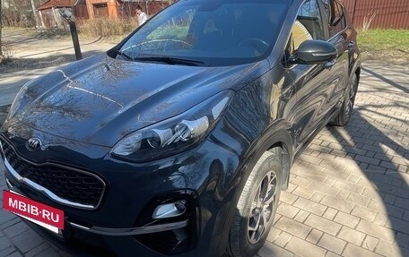 KIA Sportage IV рестайлинг, 2019 год, 2 100 000 рублей, 17 фотография