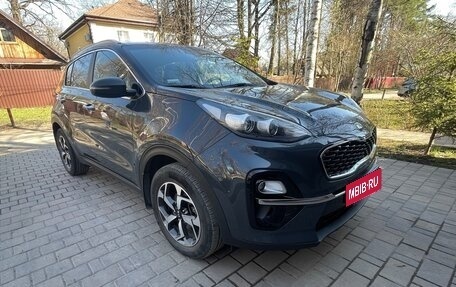 KIA Sportage IV рестайлинг, 2019 год, 2 100 000 рублей, 21 фотография