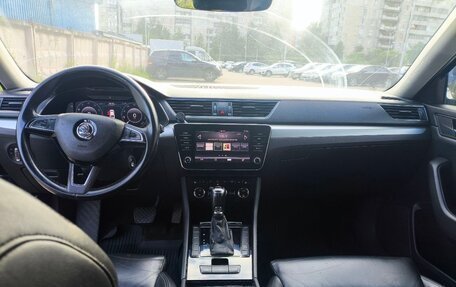 Skoda Superb III рестайлинг, 2019 год, 1 100 000 рублей, 12 фотография